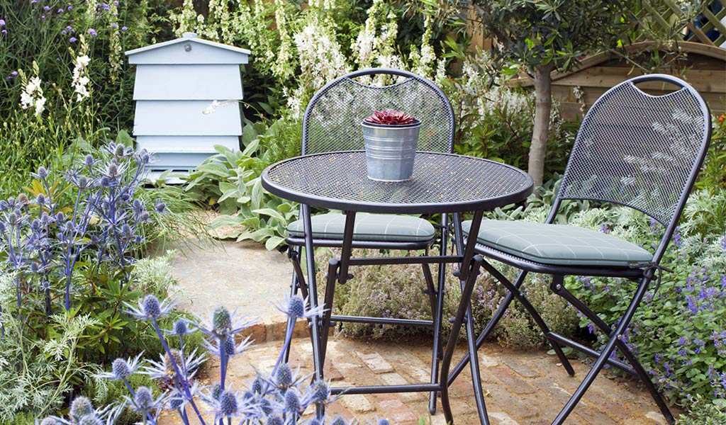 Cafe Napoli Wrought Iron 3-Piece Bistro Set - Image 9