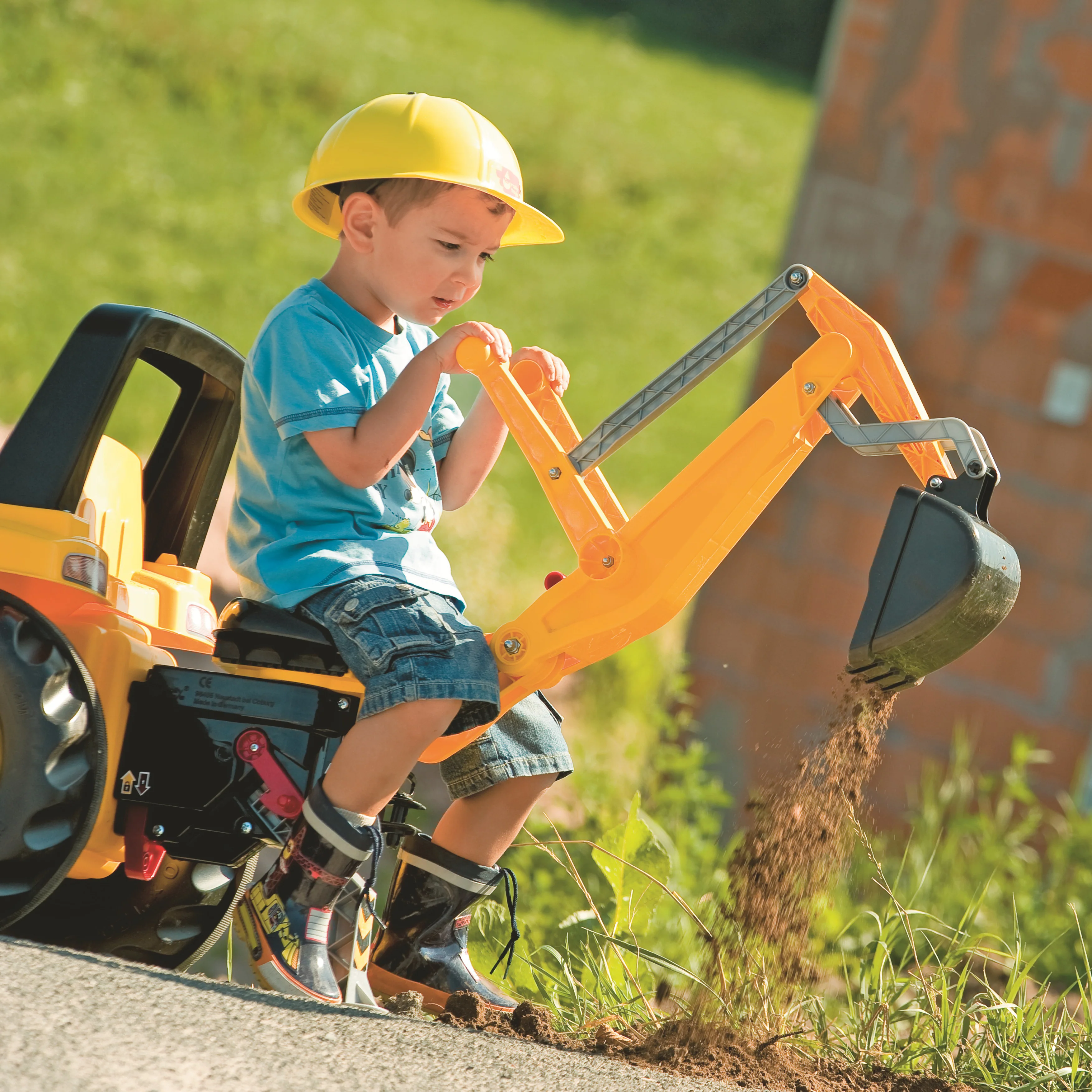 CAT Front Loader With Backhoe Pedal Tractor - Image 3