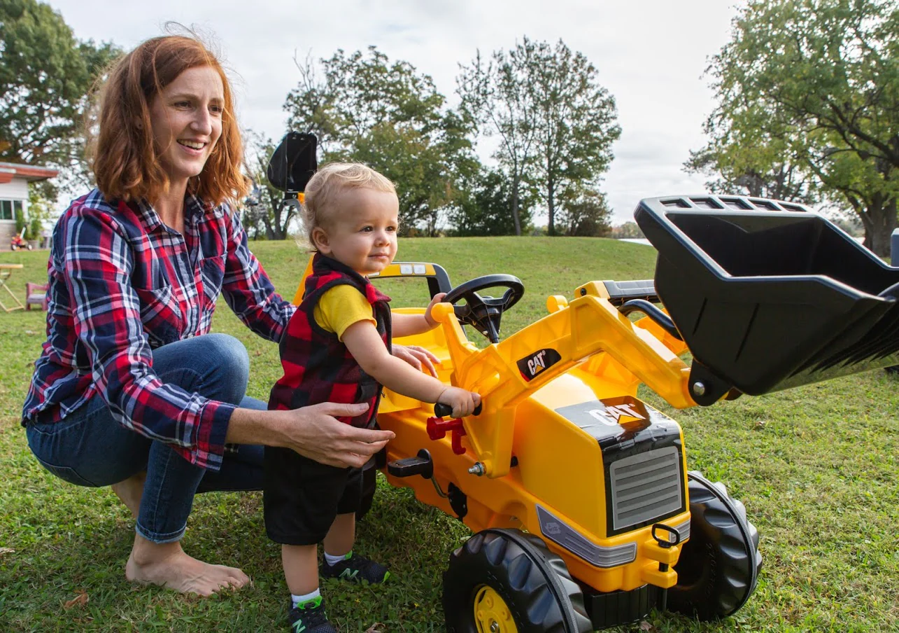 CAT Front Loader With Backhoe Pedal Tractor - Image 6