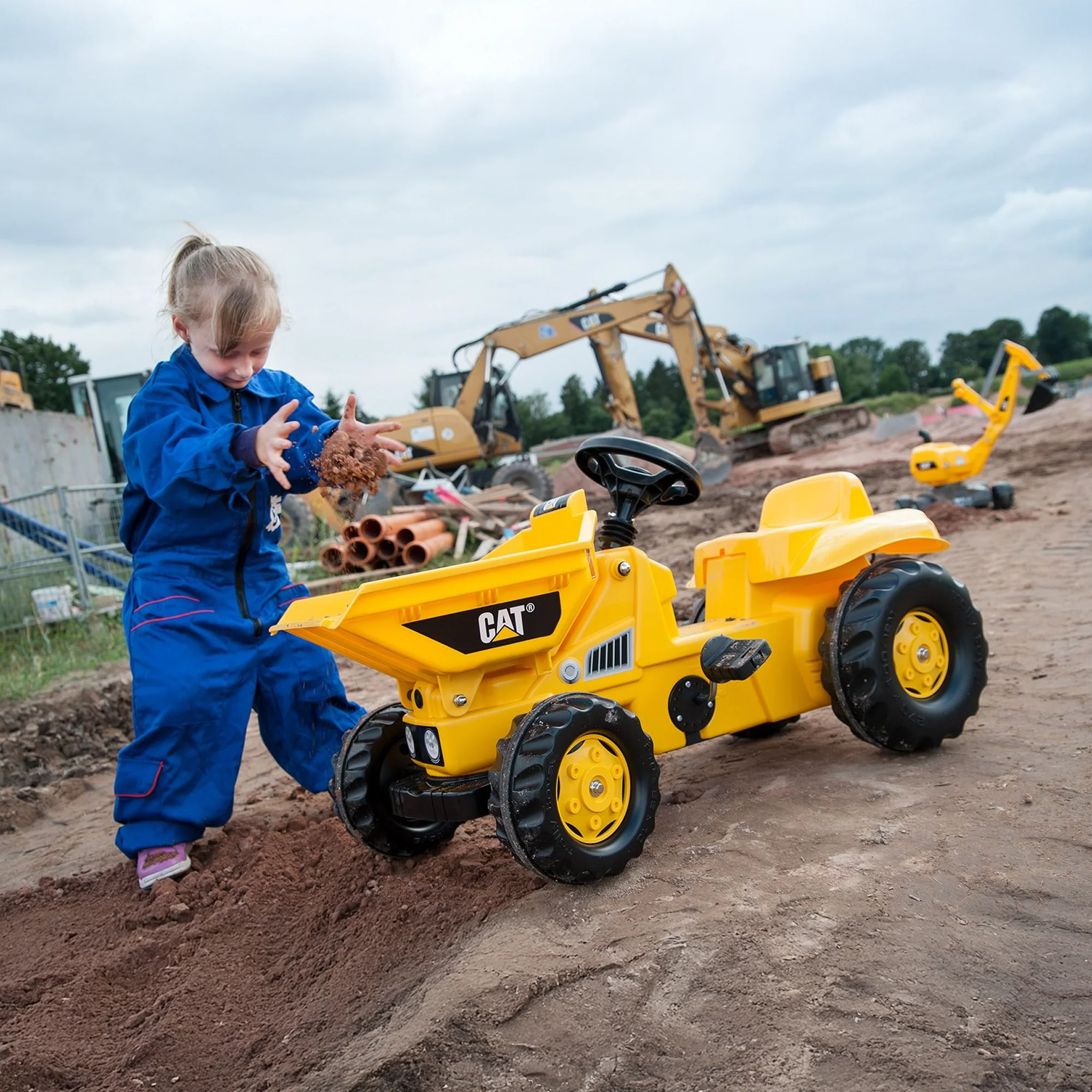 CAT Kid Dumper Pedal Tractor