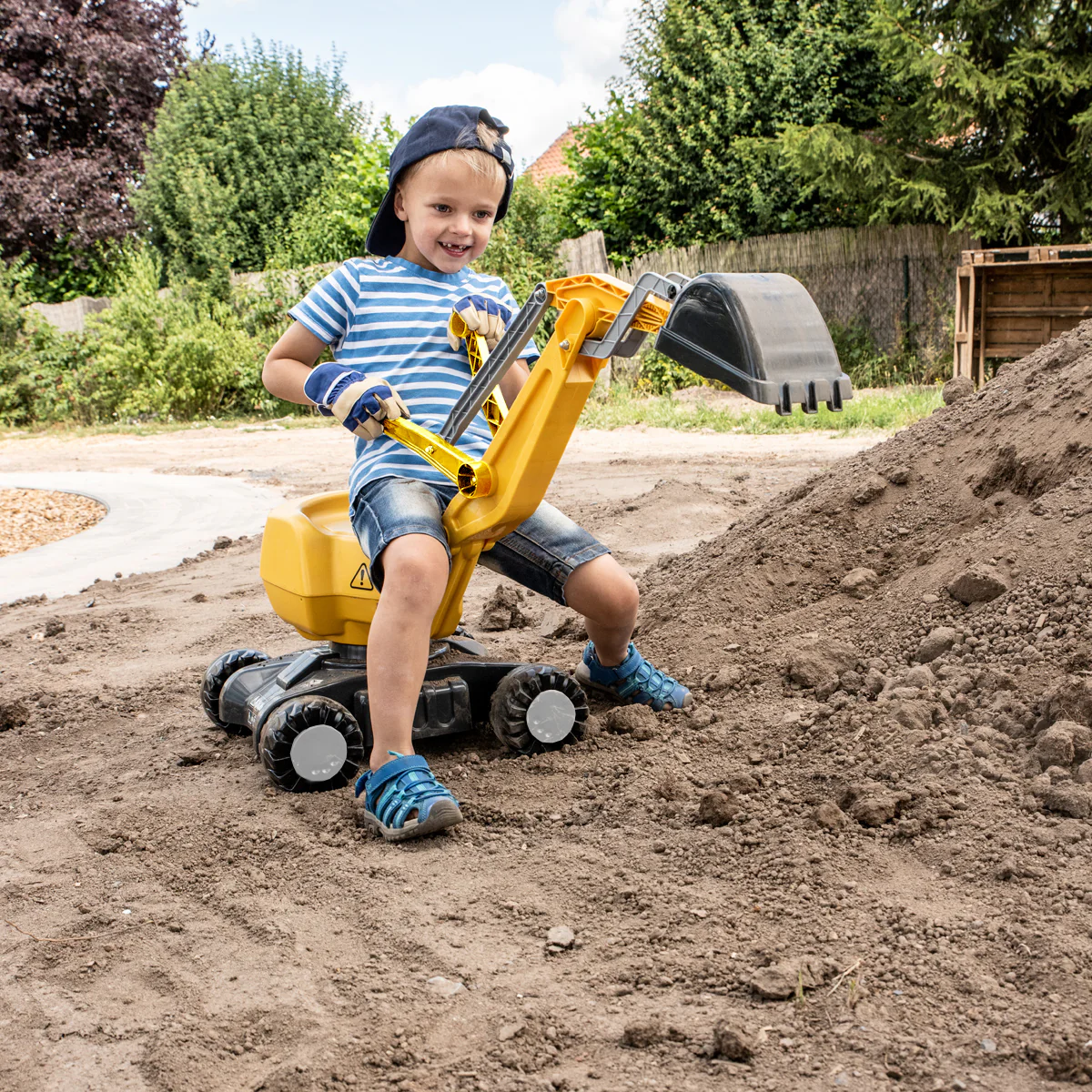 CAT Ride-On Digger - Image 3