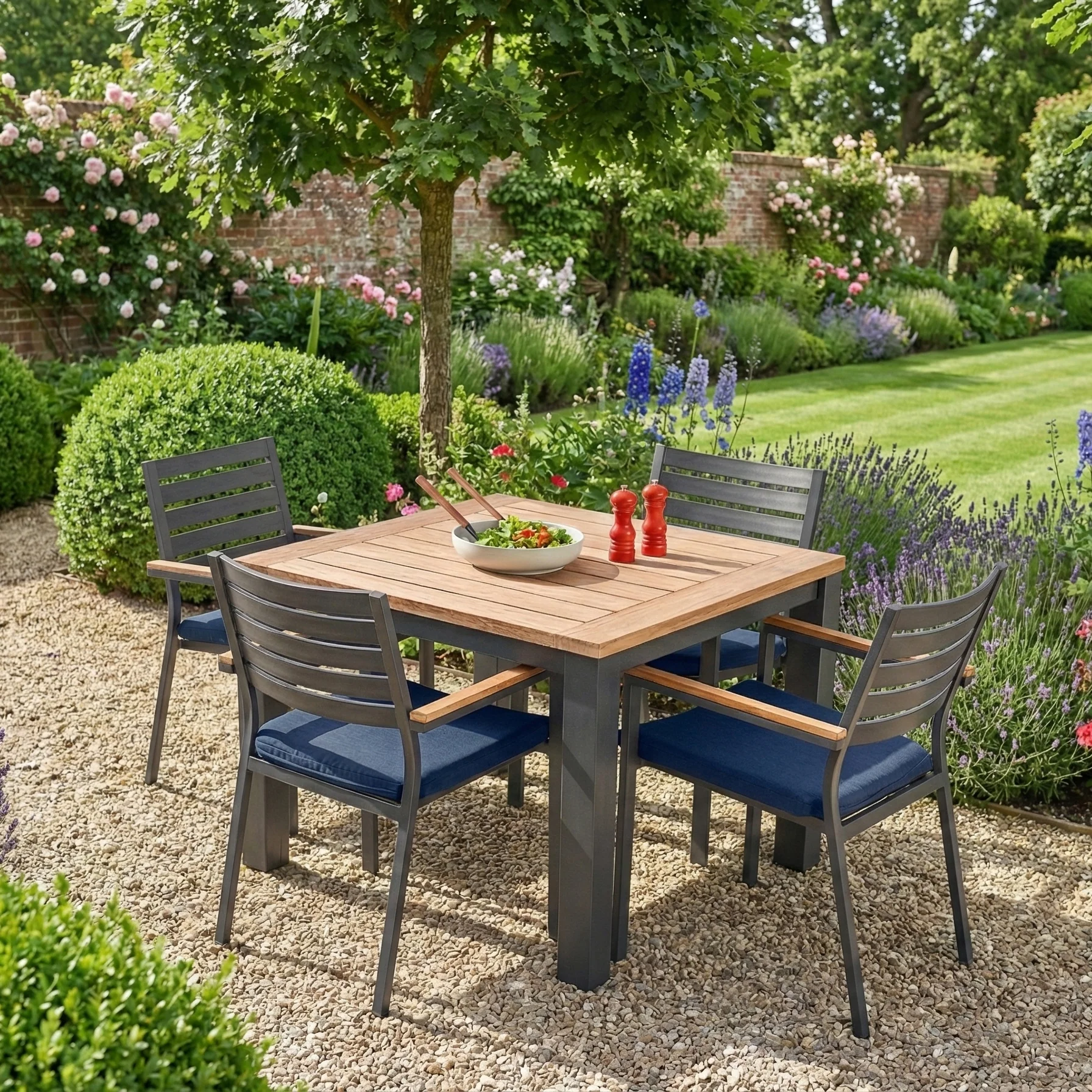Elba 5 Piece Dining Set with Spectrum Indigo Cushions