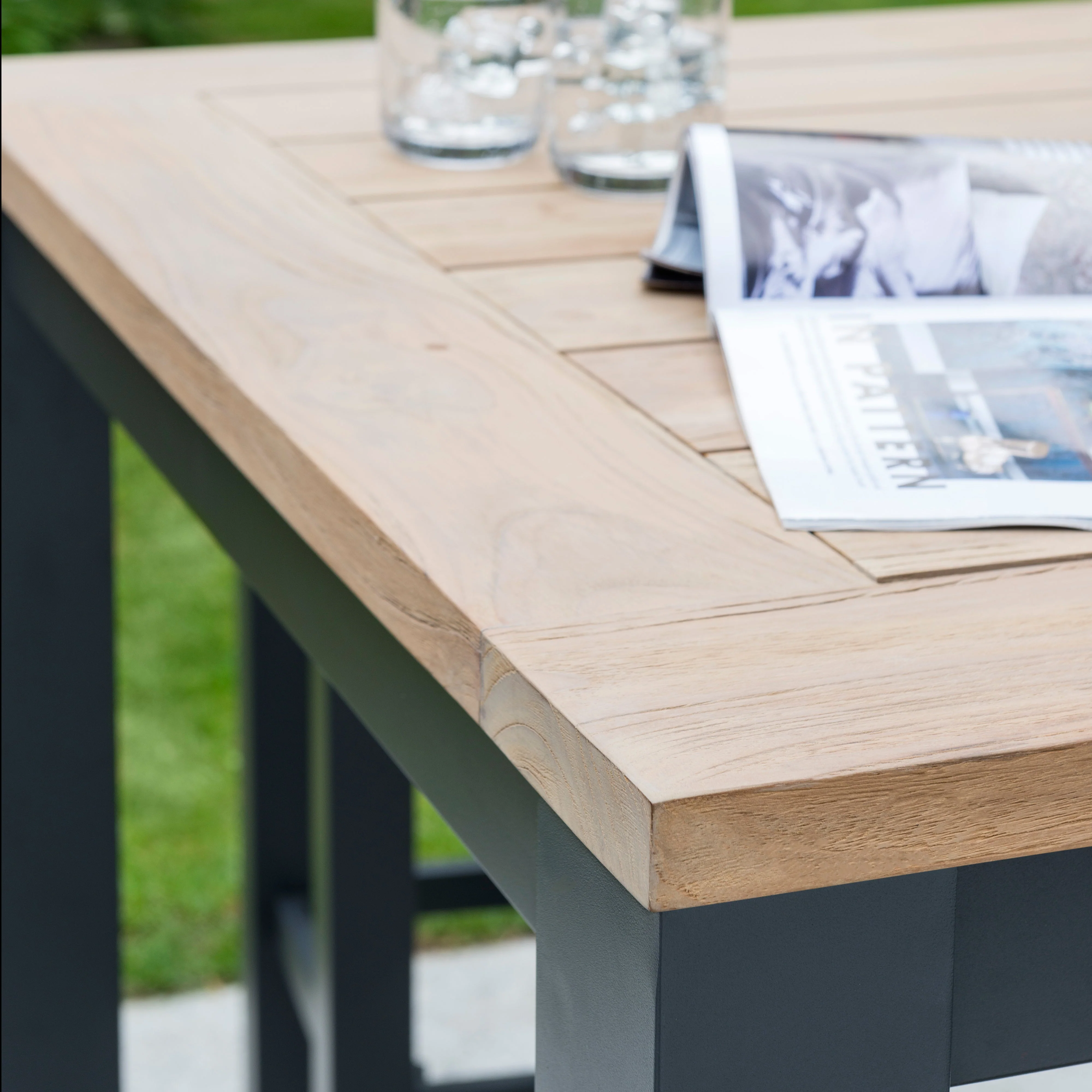40-inch Elba Aluminum Bar Table With Teak Top - Image 7