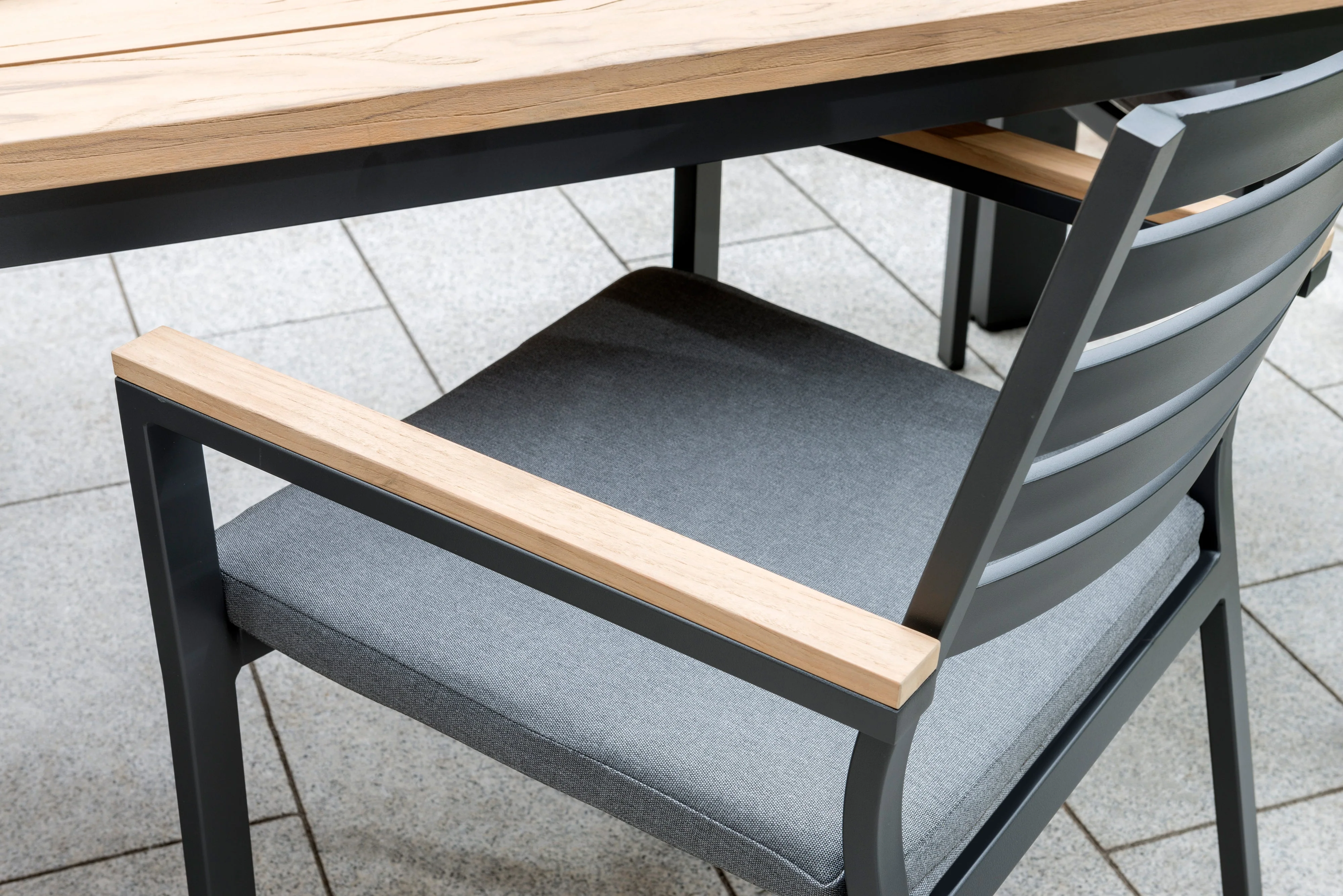 87x40-inch Elba Aluminum Dining Table With Teak Top - Image 5