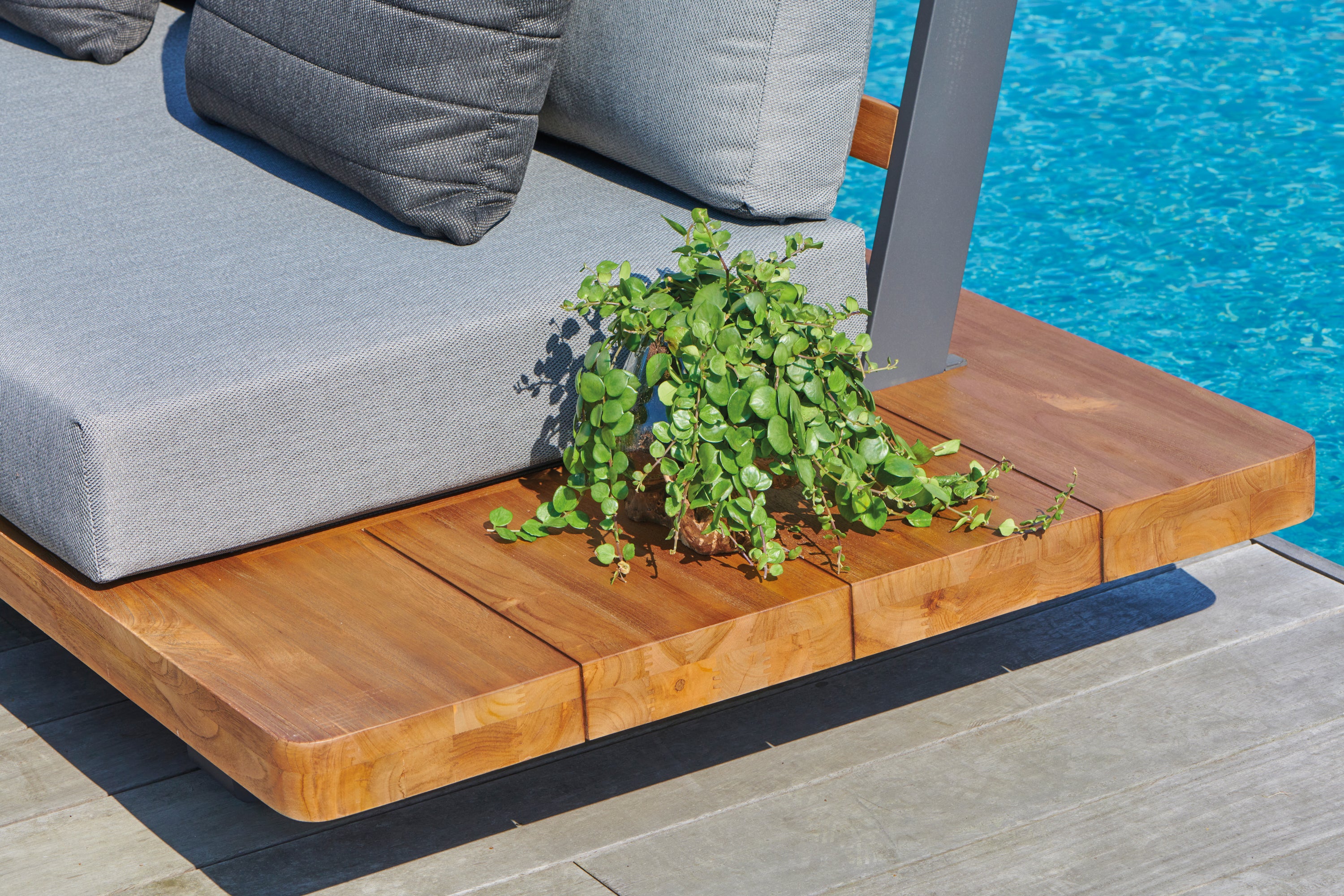 Fitz Roy Teak Sofa - Image 3