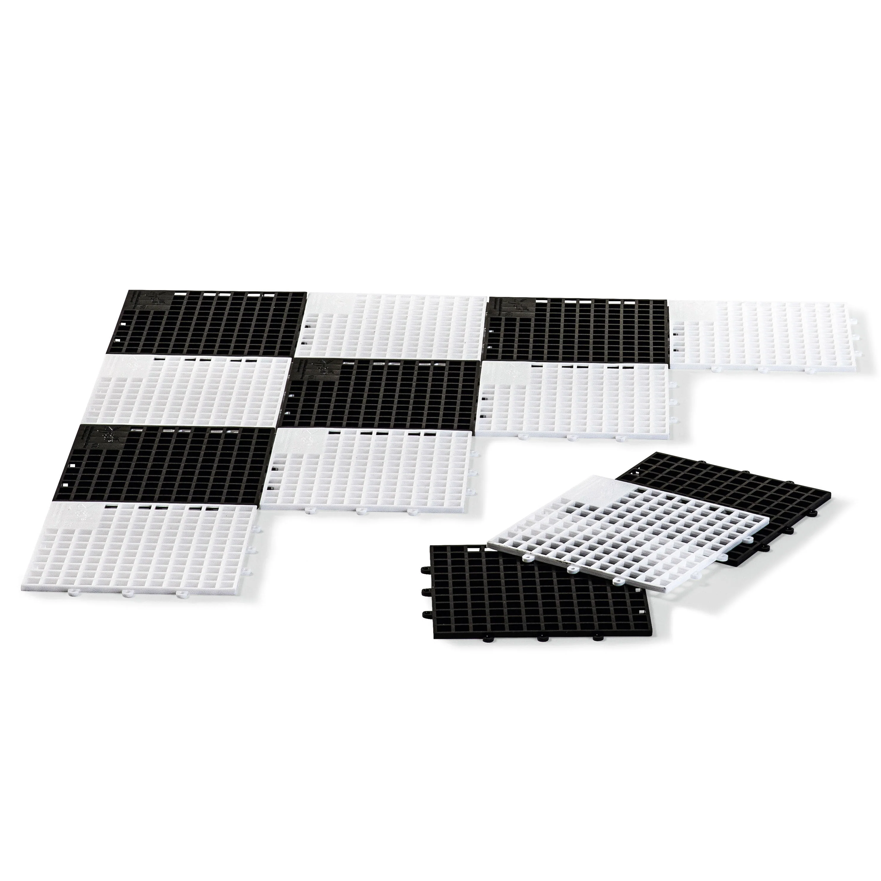 Giant Chess Set - Image 10