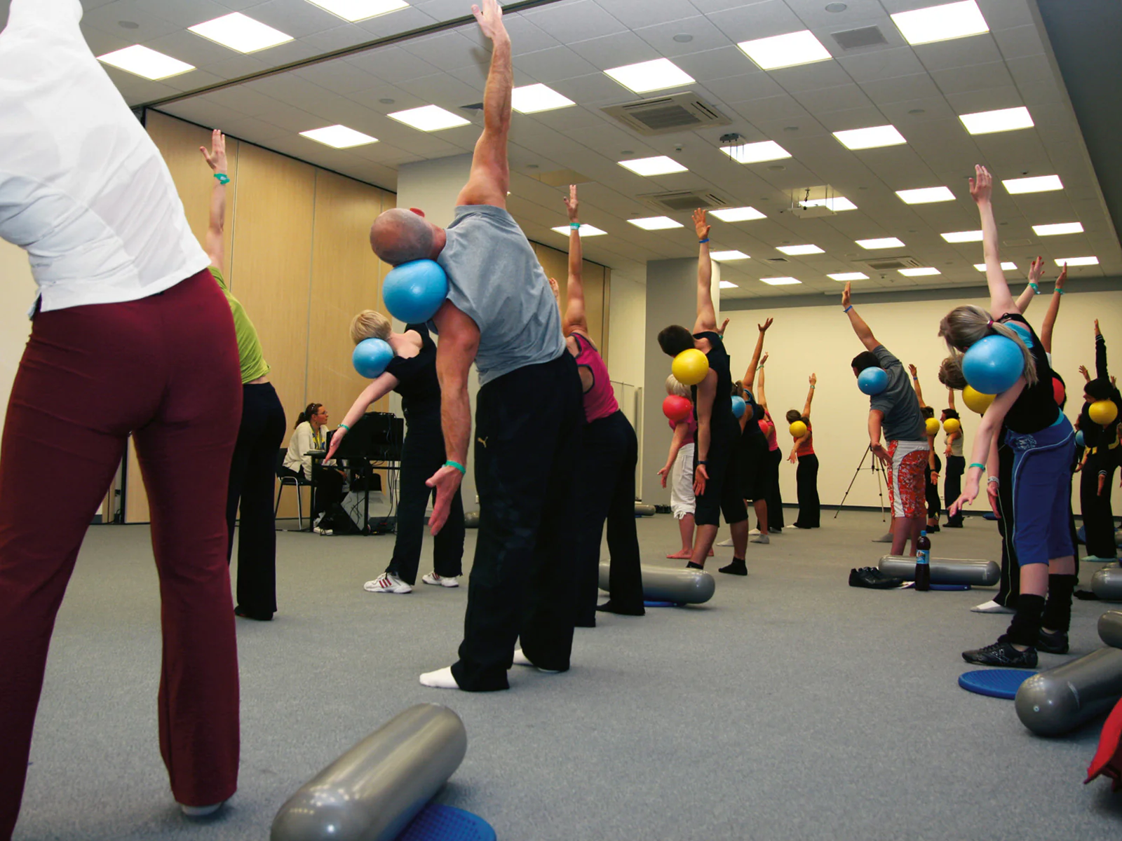 Gymnic Softgym Over Balls - Image 7