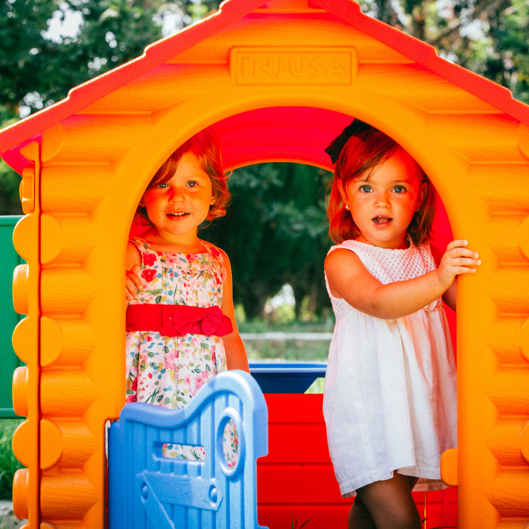 Hut Playhouse - Image 4