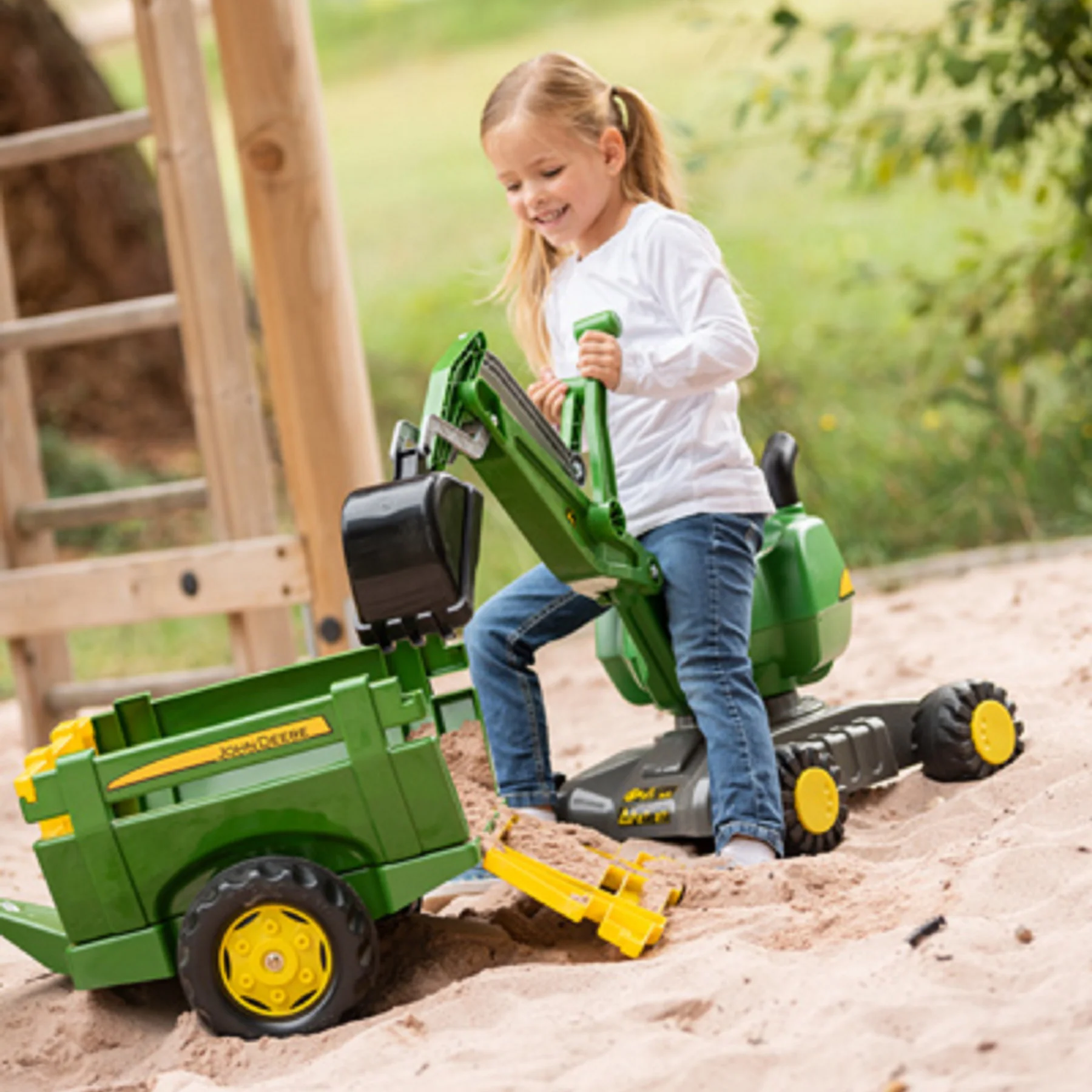 John Deere Farm Trailer - Image 2