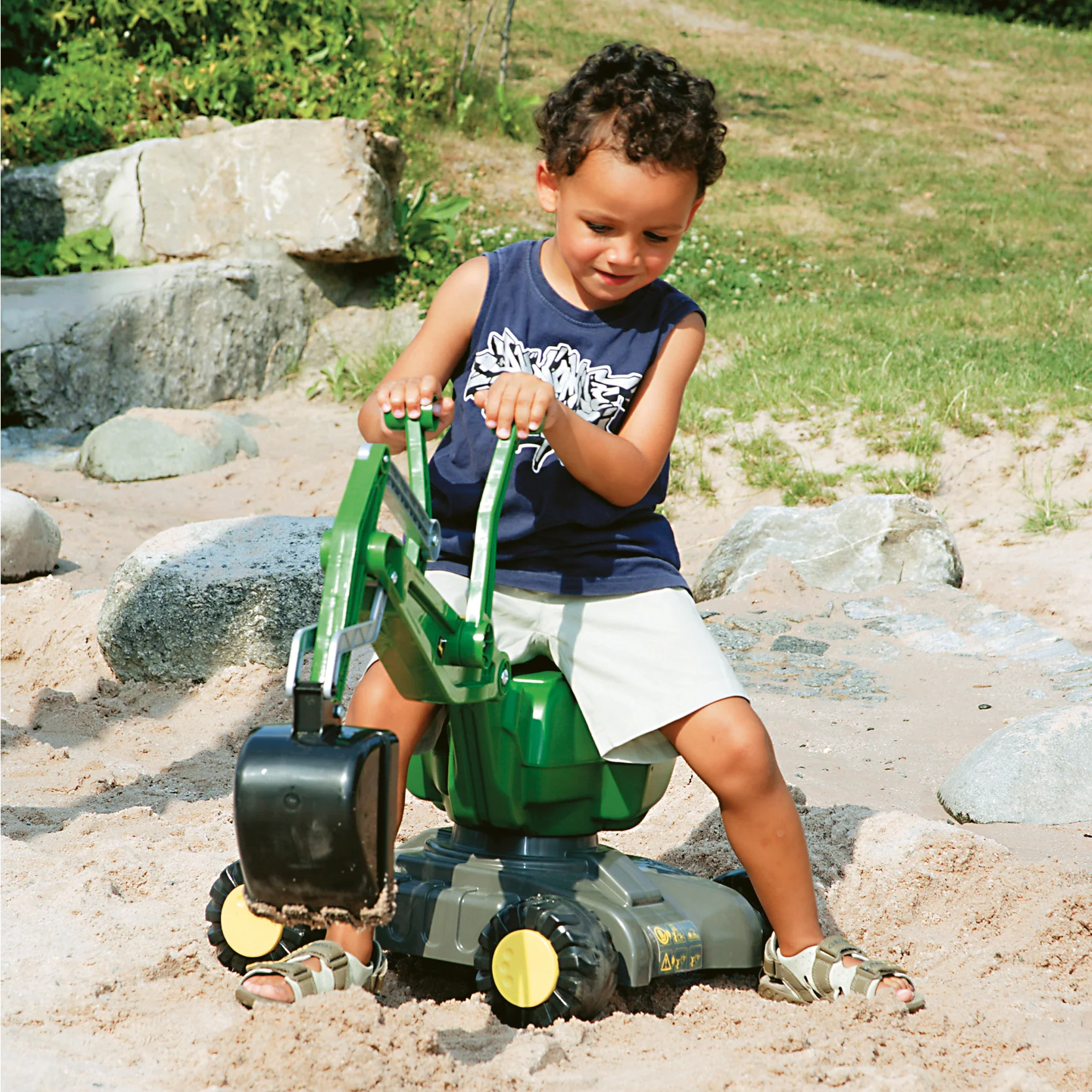 John Deere Ride-On Digger - Image 4