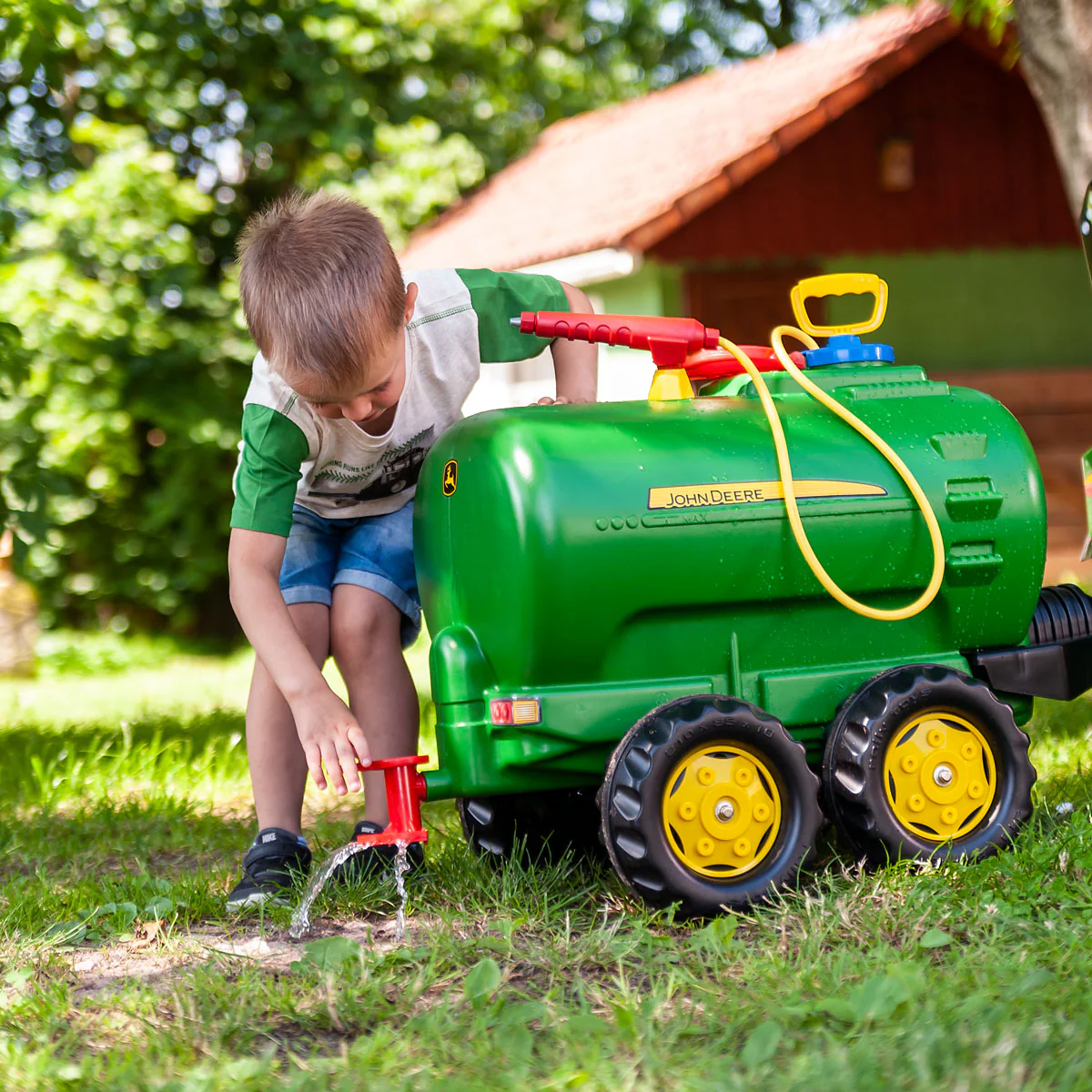 John Deere Water Tanker With Pump &amp; Spray Gun - Image 3