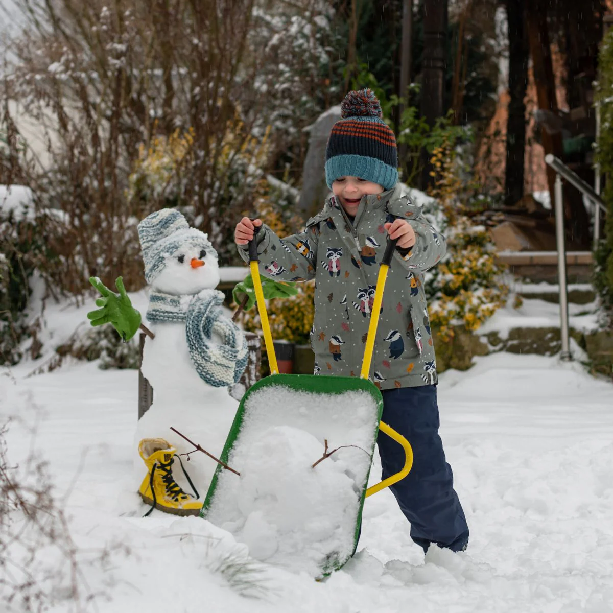 John Deere Wheelbarrow - Image 8