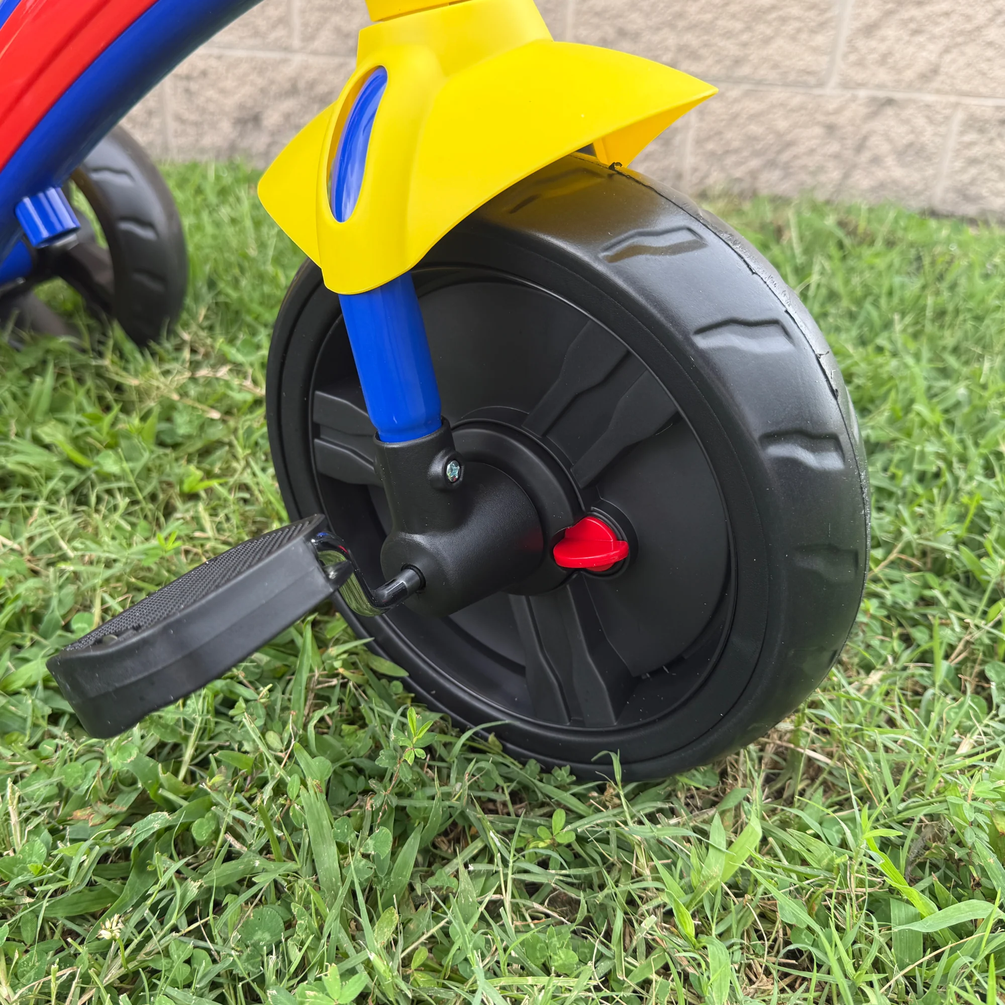 KETTLER Junior Plus Tricycle with Handlebar Bell - Image 10