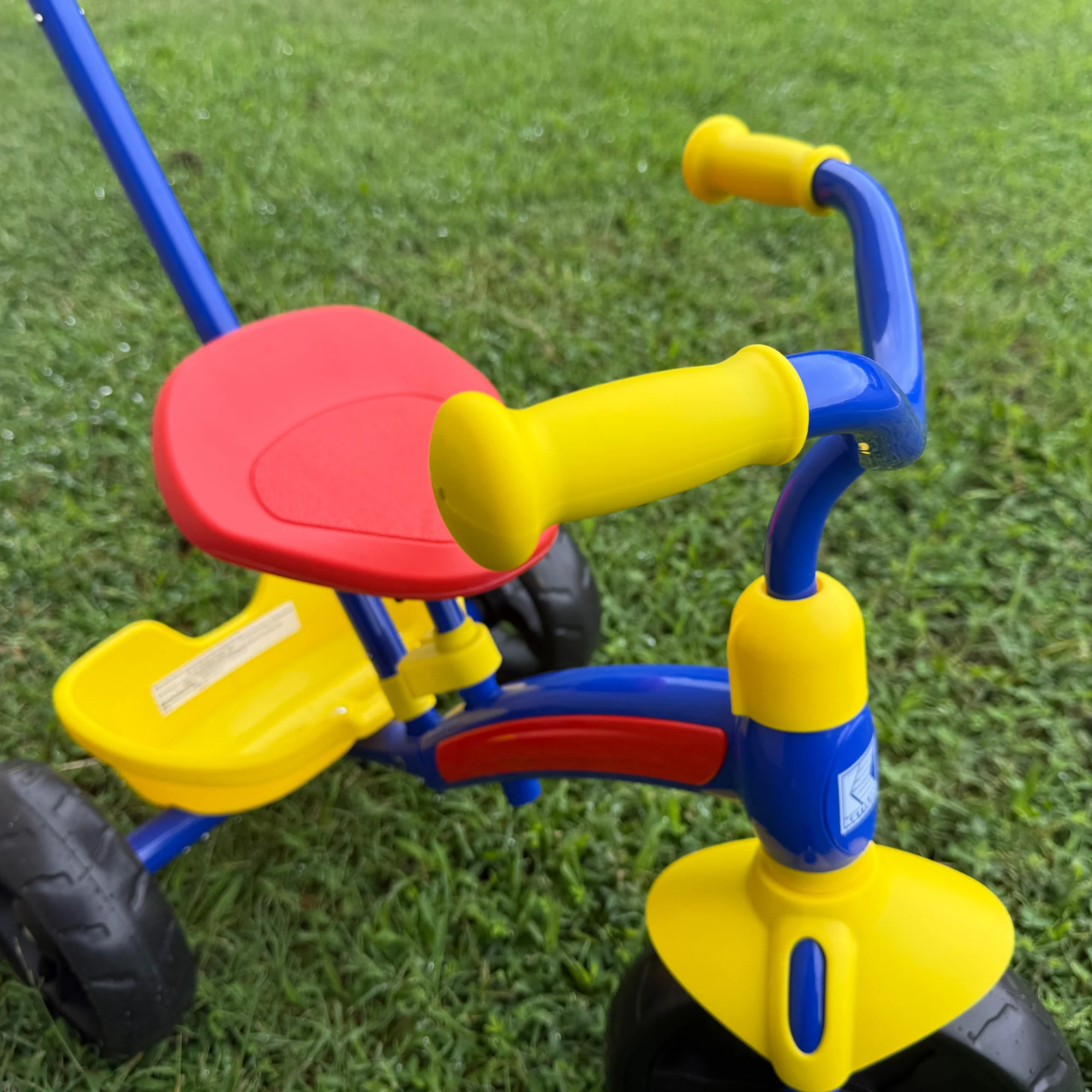 KETTLER Junior Plus Tricycle with Handlebar Bell - Image 12