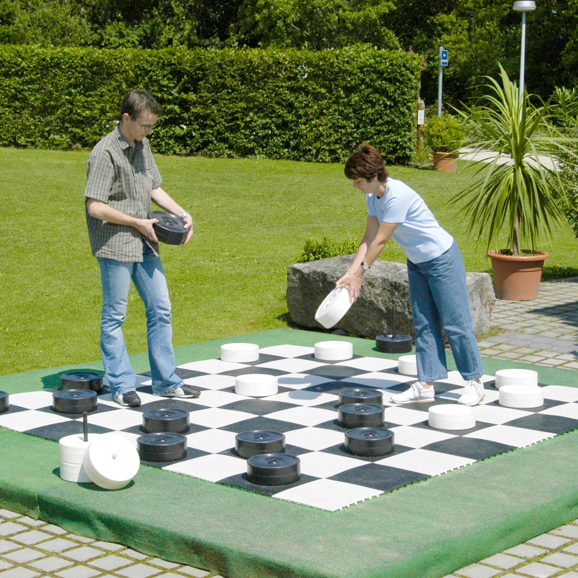 Giant Checker Pieces - Image 4