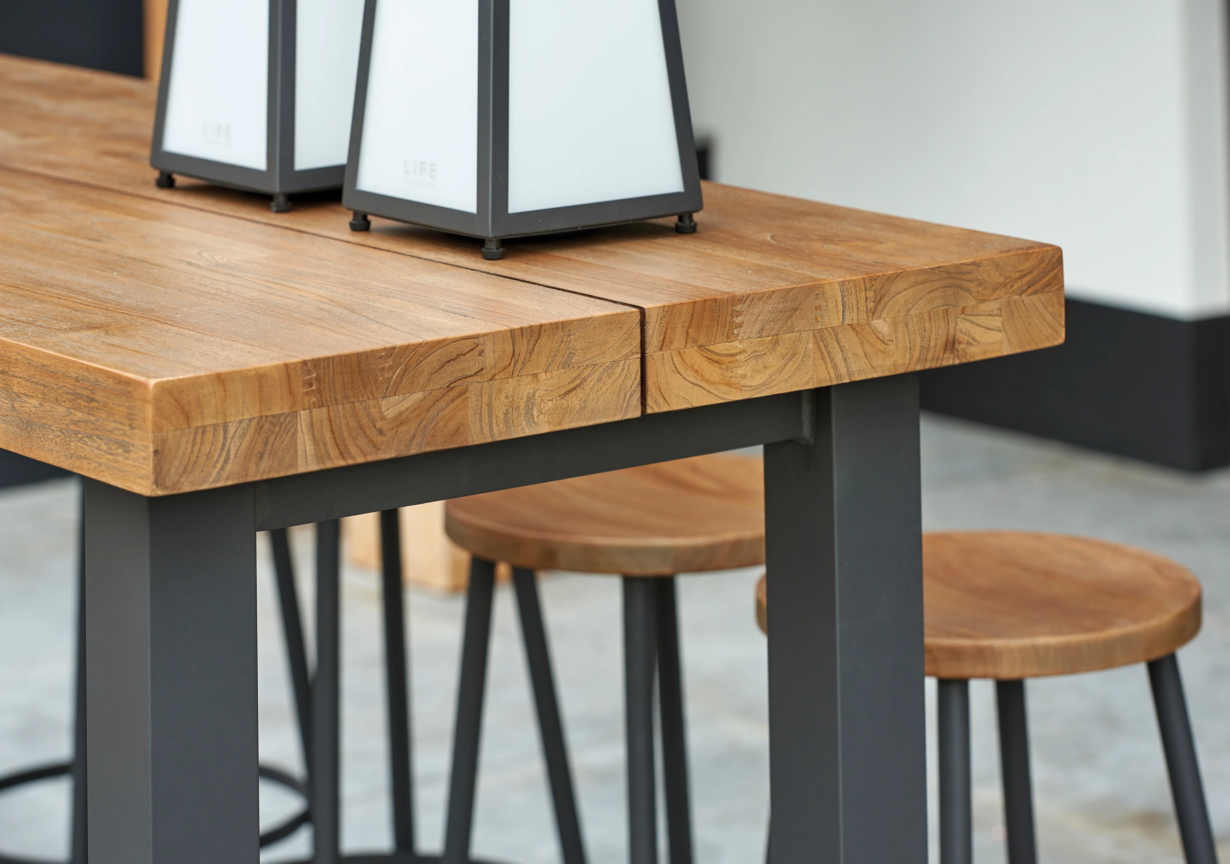 Canada Bar Height Dining Set - Image 4