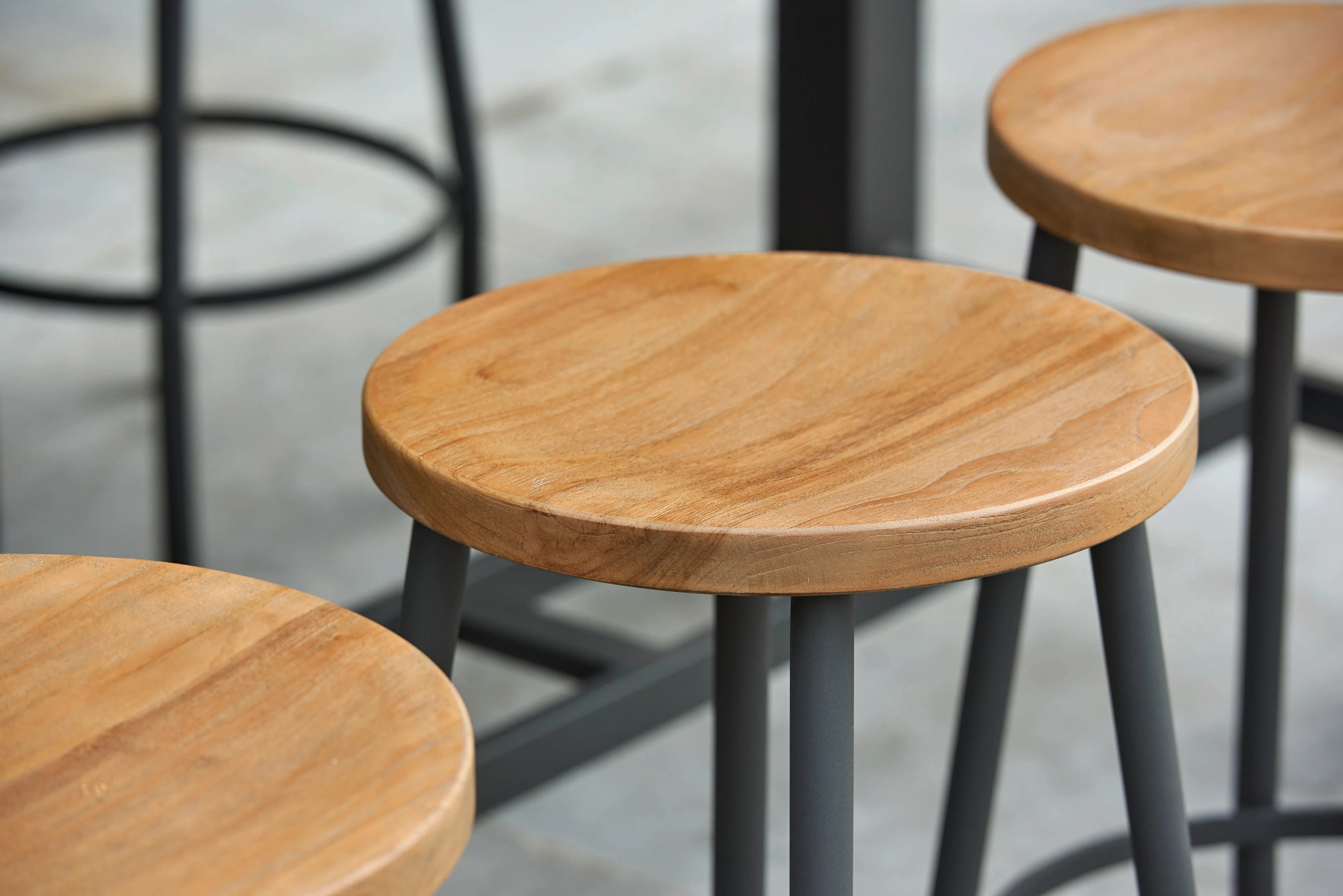 Canada Bar Height Dining Set - Image 5