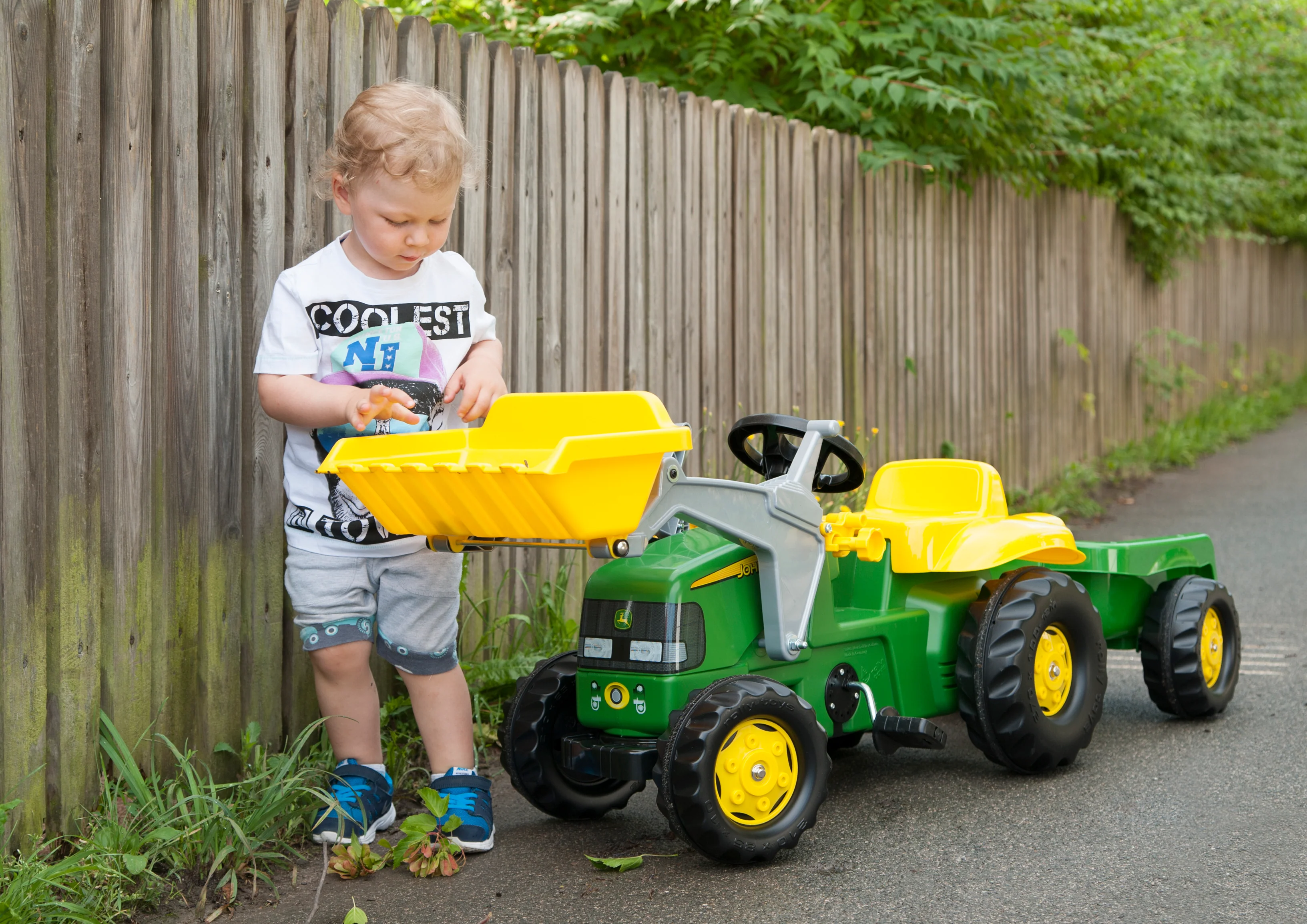 John Deere Pedal Tractor With Loader - Image 4