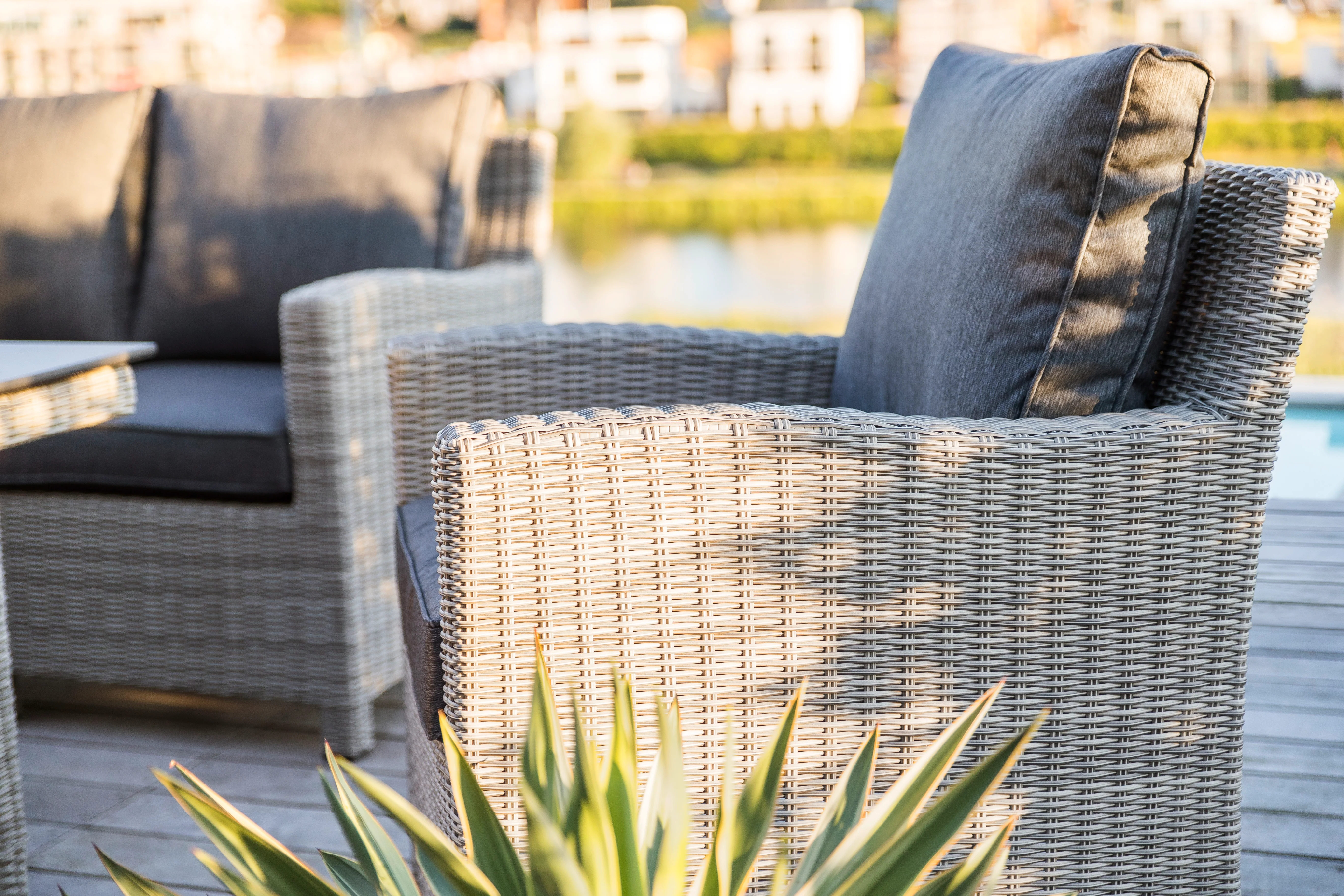 Palma Wicker Lounge Chair - Image 7
