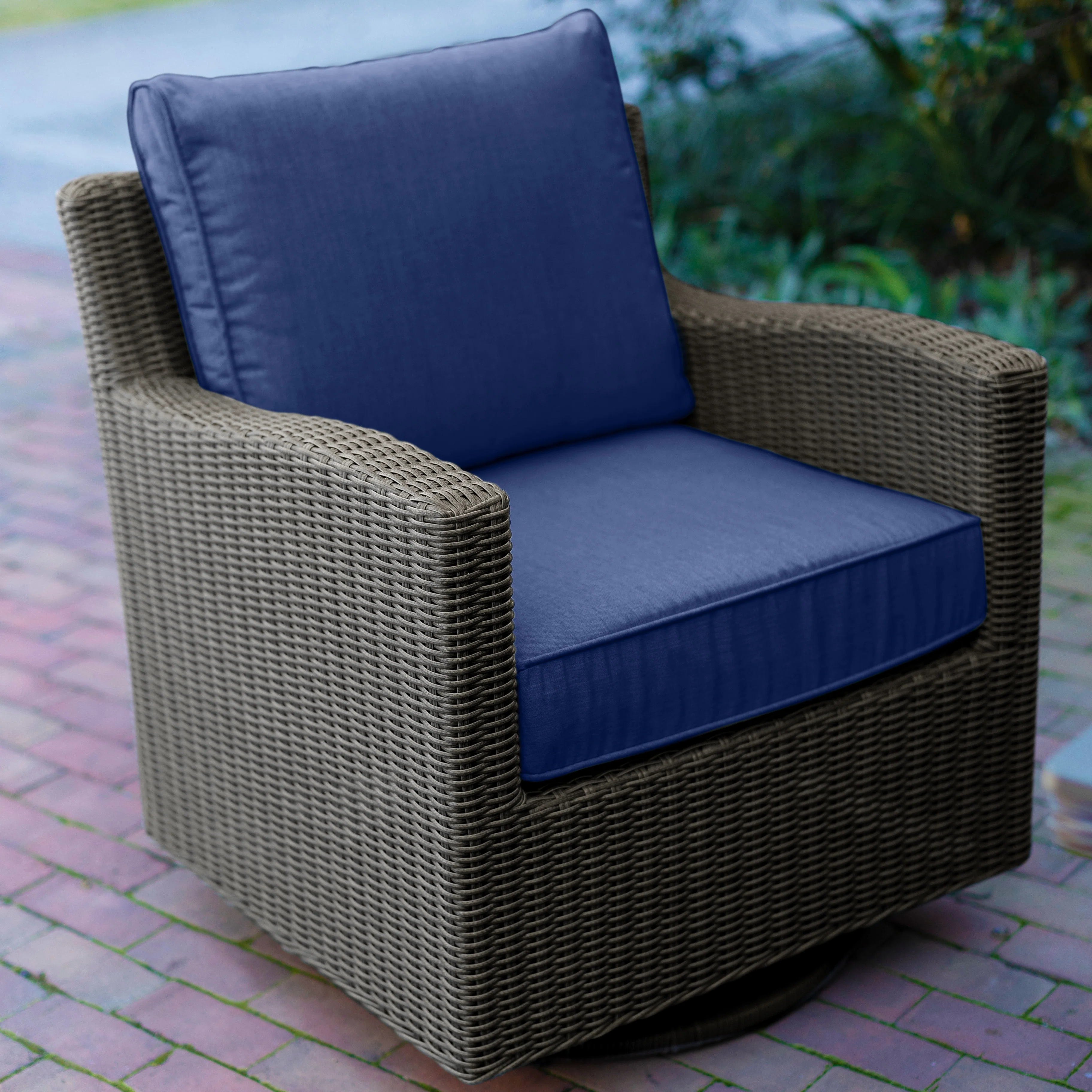 Palma Modular Wicker Corner Set with Swivel Glider - Image 4