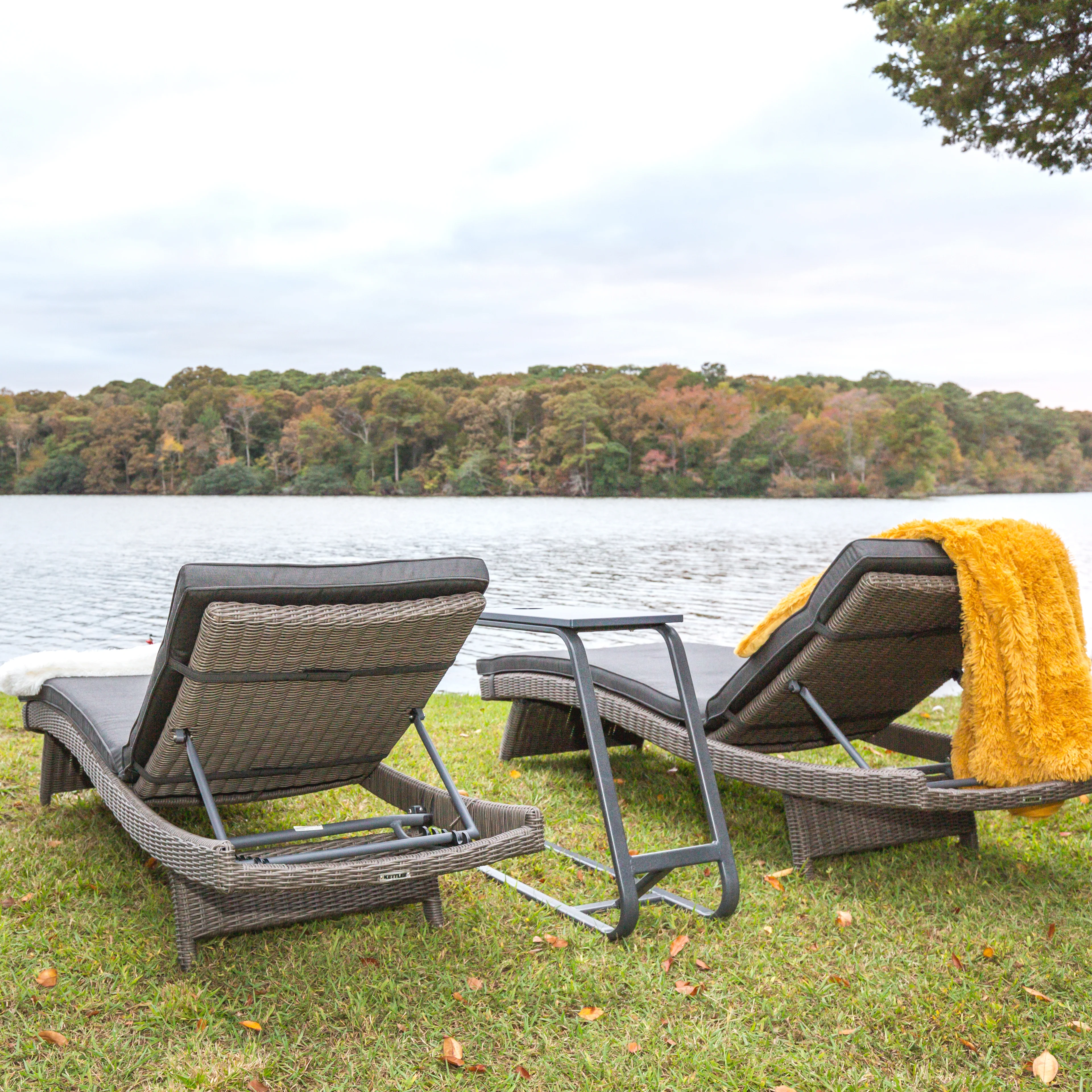 Palma Wicker Multi-Position Lounger - Image 3