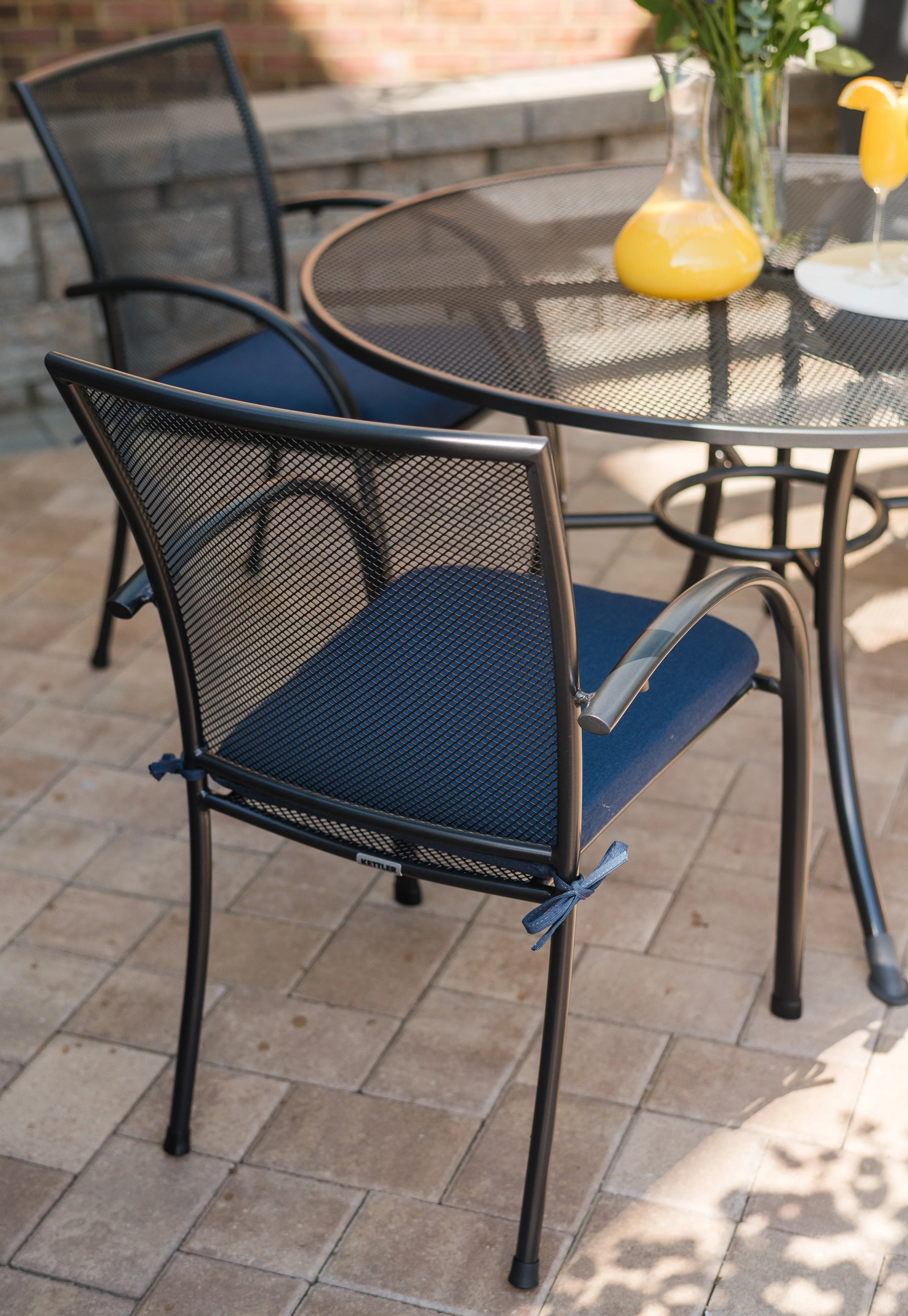 Pilano 5-Piece Wrought Iron Dining Set (42-inch Table) - Image 3