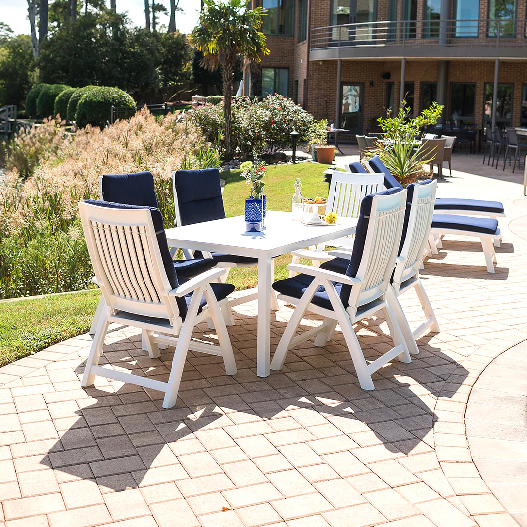 Roma Polymer Resin Multi Position Chair - Image 4