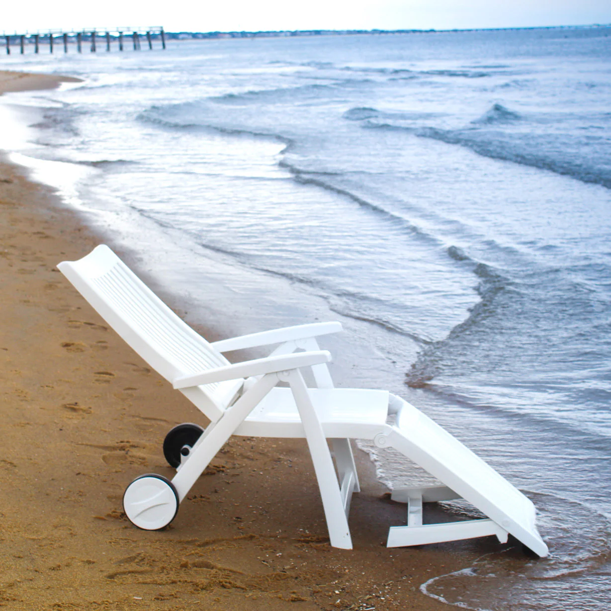 Roma Multi Position Lounger Set With Table &amp; Cushions - Image 9