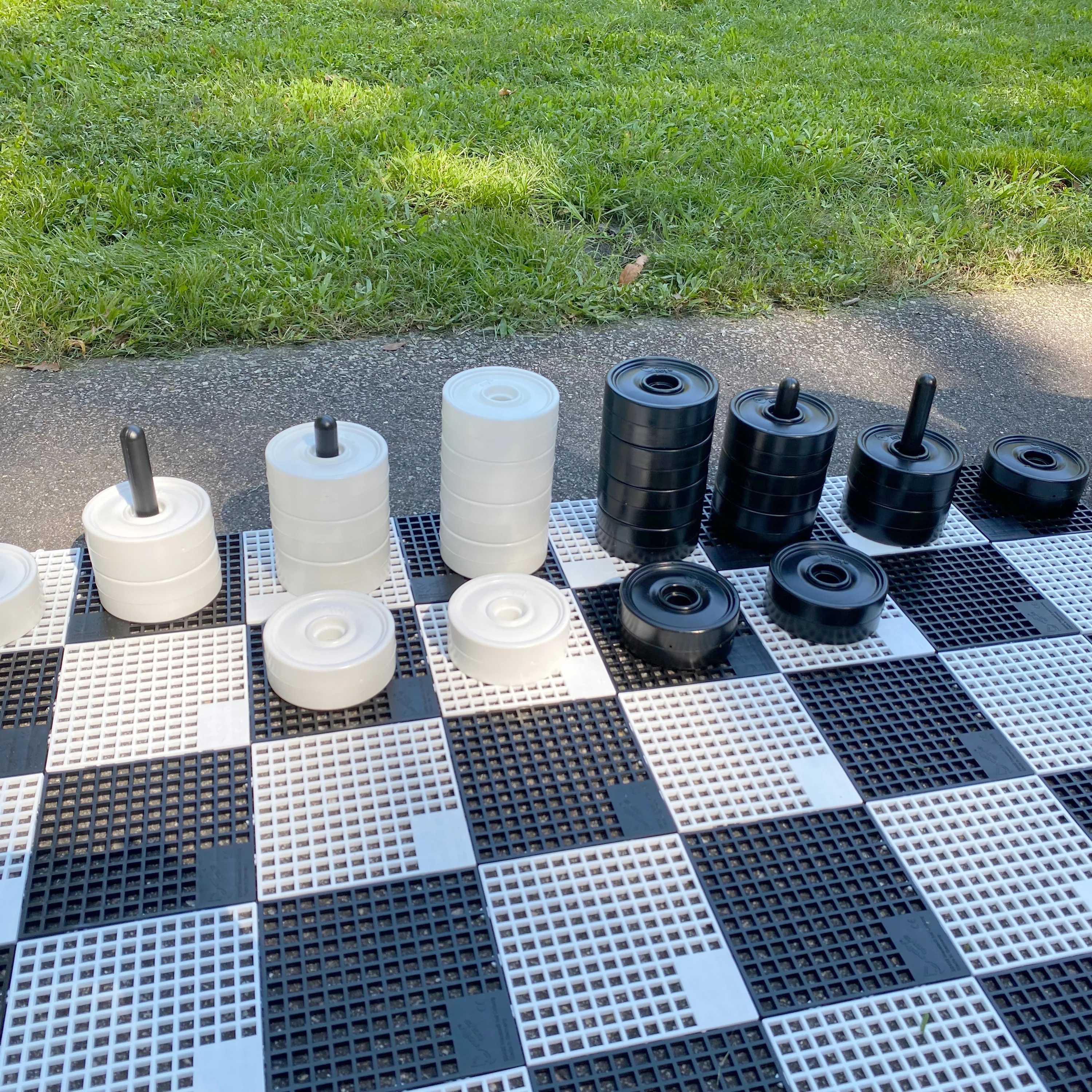 Mini-Giant Checker Pieces - Image 4