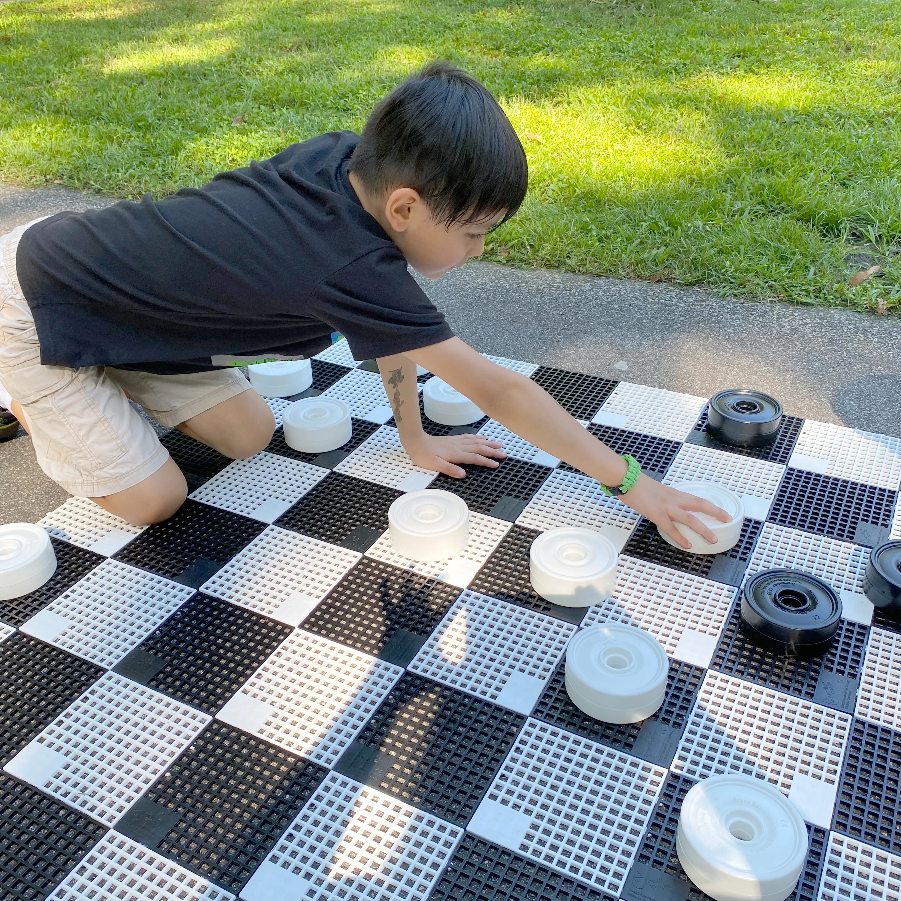 Mini-Giant Checker Pieces - Image 5