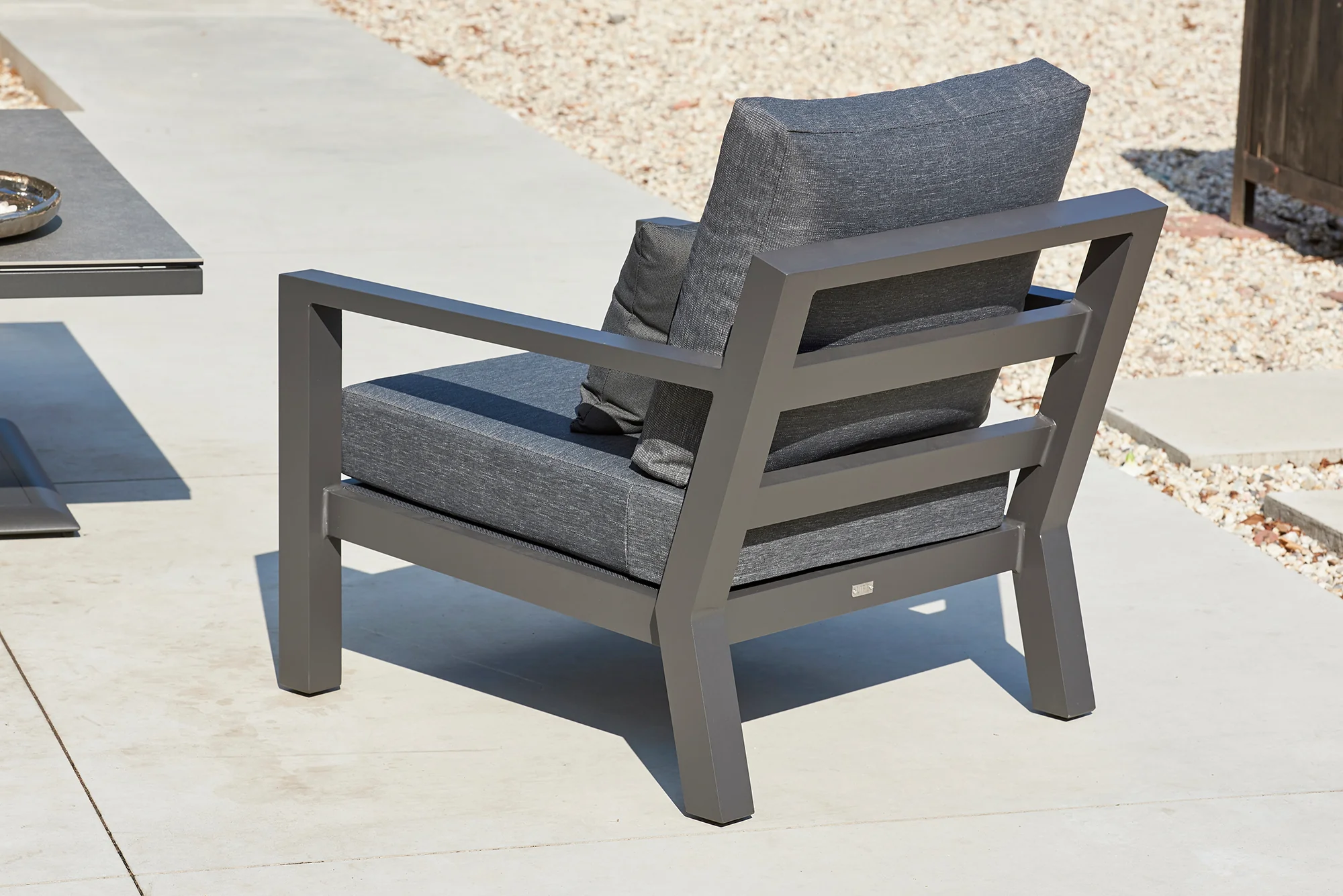 Timber Lounge Set with Adjustable Table - Image 4