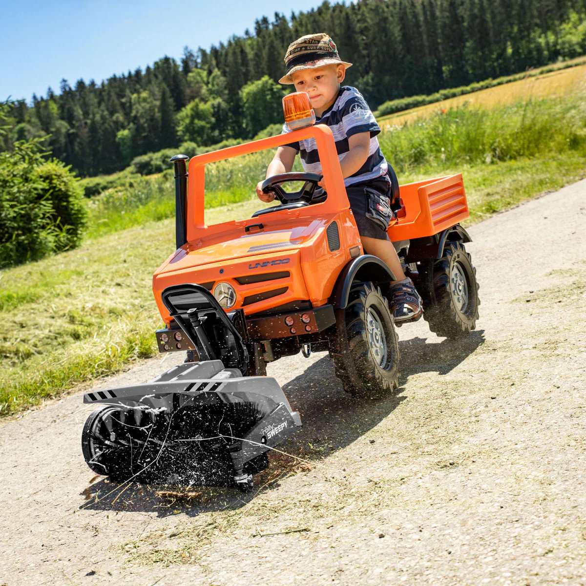 Mercedes-Unimog Service Truck - Image 2